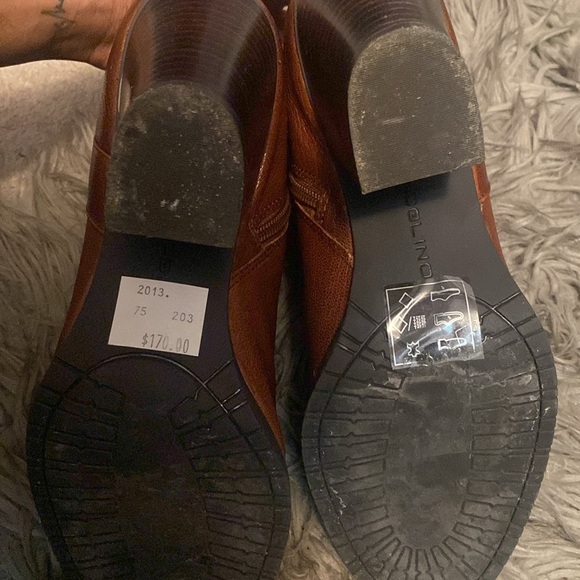 Women's Side Zip Heel Dress Booties - Picture 5 of 8